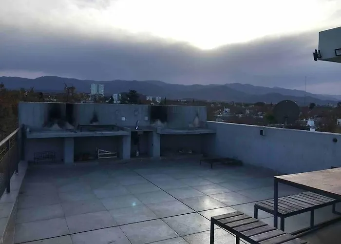 Depto Nuevo Con Cochera Y Patio En Mendoza