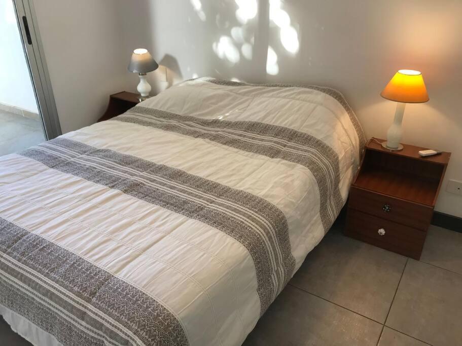 Apartment Depto Nuevo Con Cochera Y Patio En Mendoza